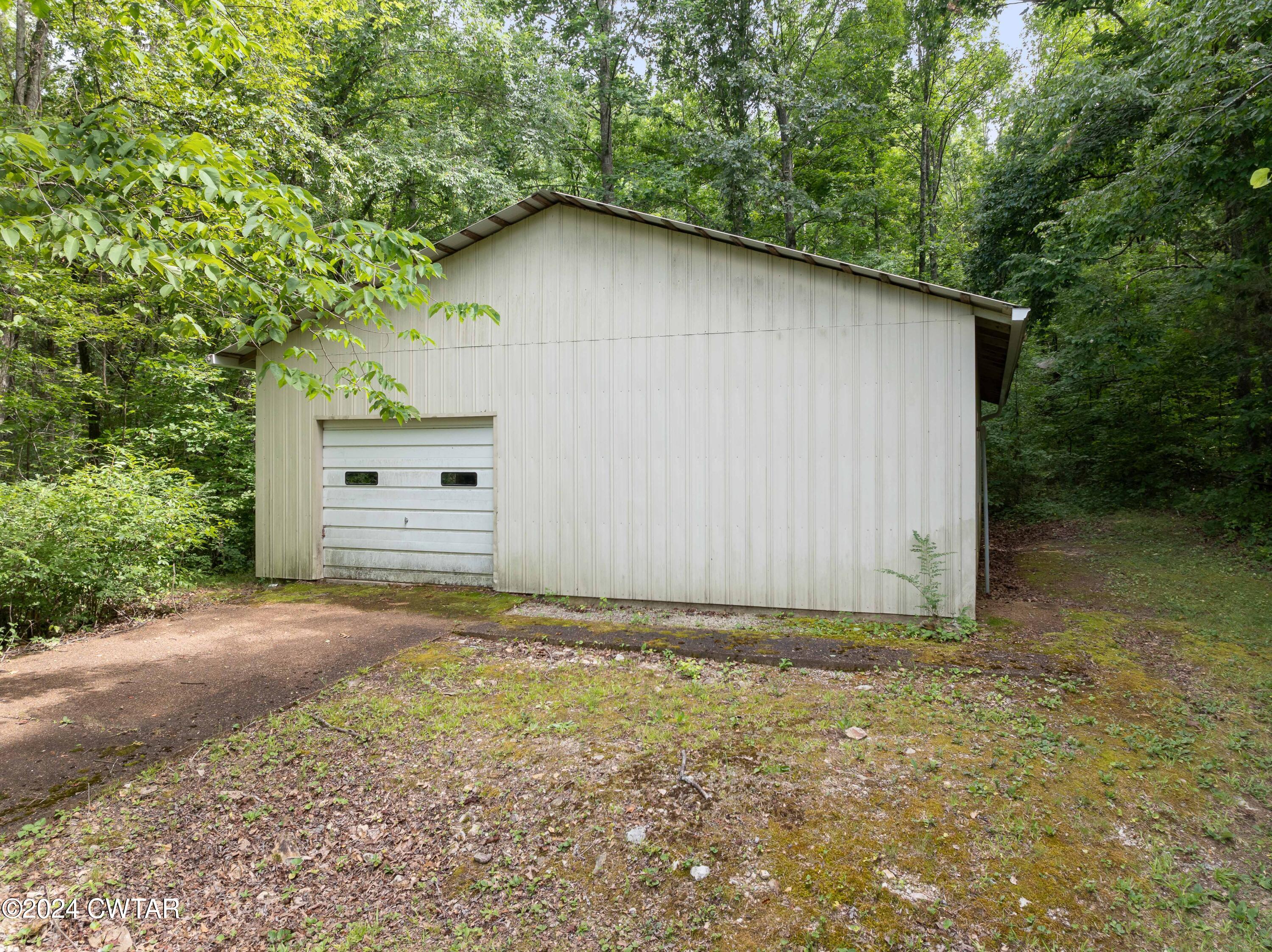 9656 Sinking Creek Road Linden, TN 37096 - Photo 42 of 52 DJI_20240627154154_0835_D