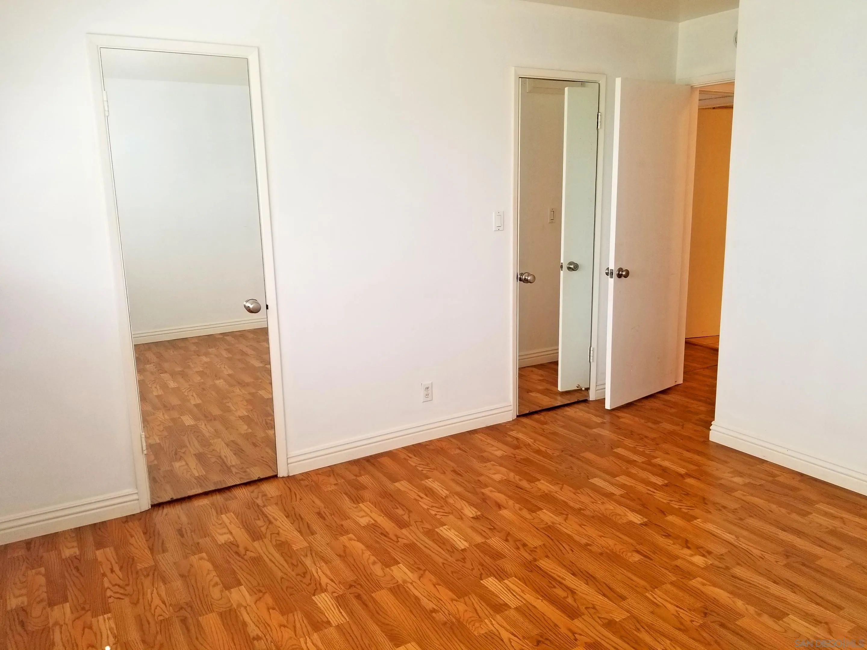 2358 Torrey Pines Road, Unit 19 La Jolla, CA 92037 - Photo 20 of 28 a view of an empty room