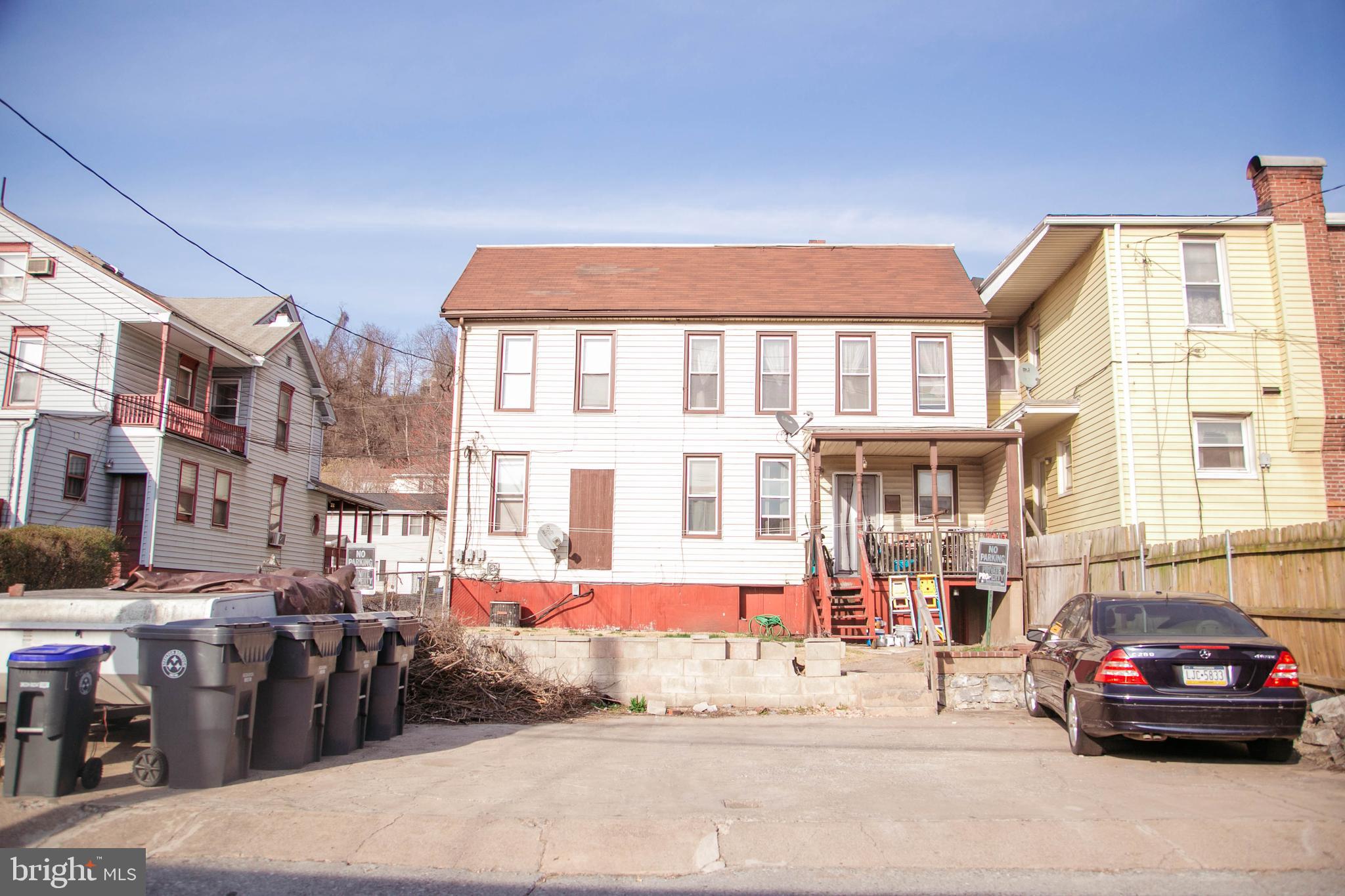 638 South 2nd Street Steelton, PA 17113 - Photo 4 of 37