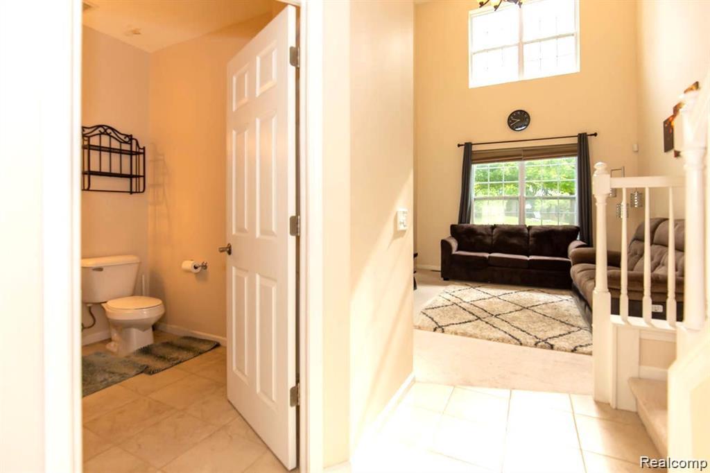 41578 Mitchell Road Novi, MI 48377 - Photo 9 of 46 9.jpg