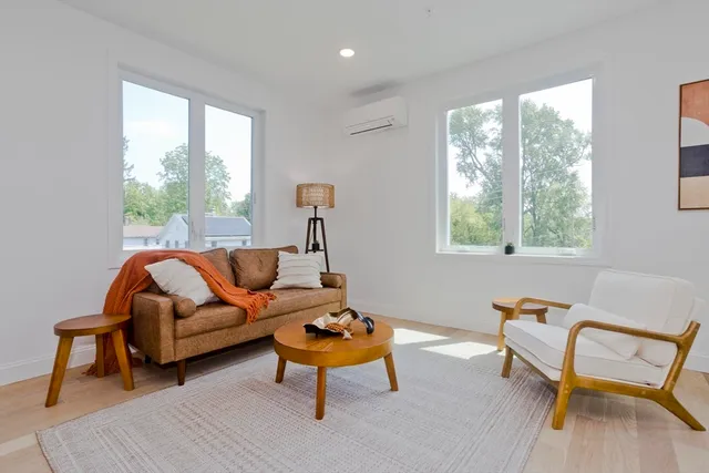 $525,000 | 107 Williams Street, Unit 2C, Northampton, MA 01060