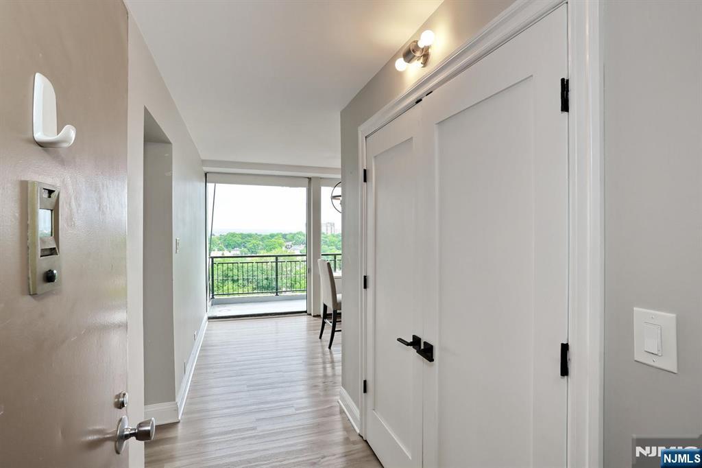 2 Horizon Road, Unit 1414 Fort Lee, NJ 07024 - Photo 4 of 32 Gallery Image 4