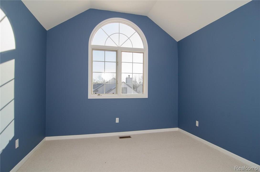 3190 Topview Court Rochester, MI 48309 - Photo 20 of 28 GRU_4011.jpg