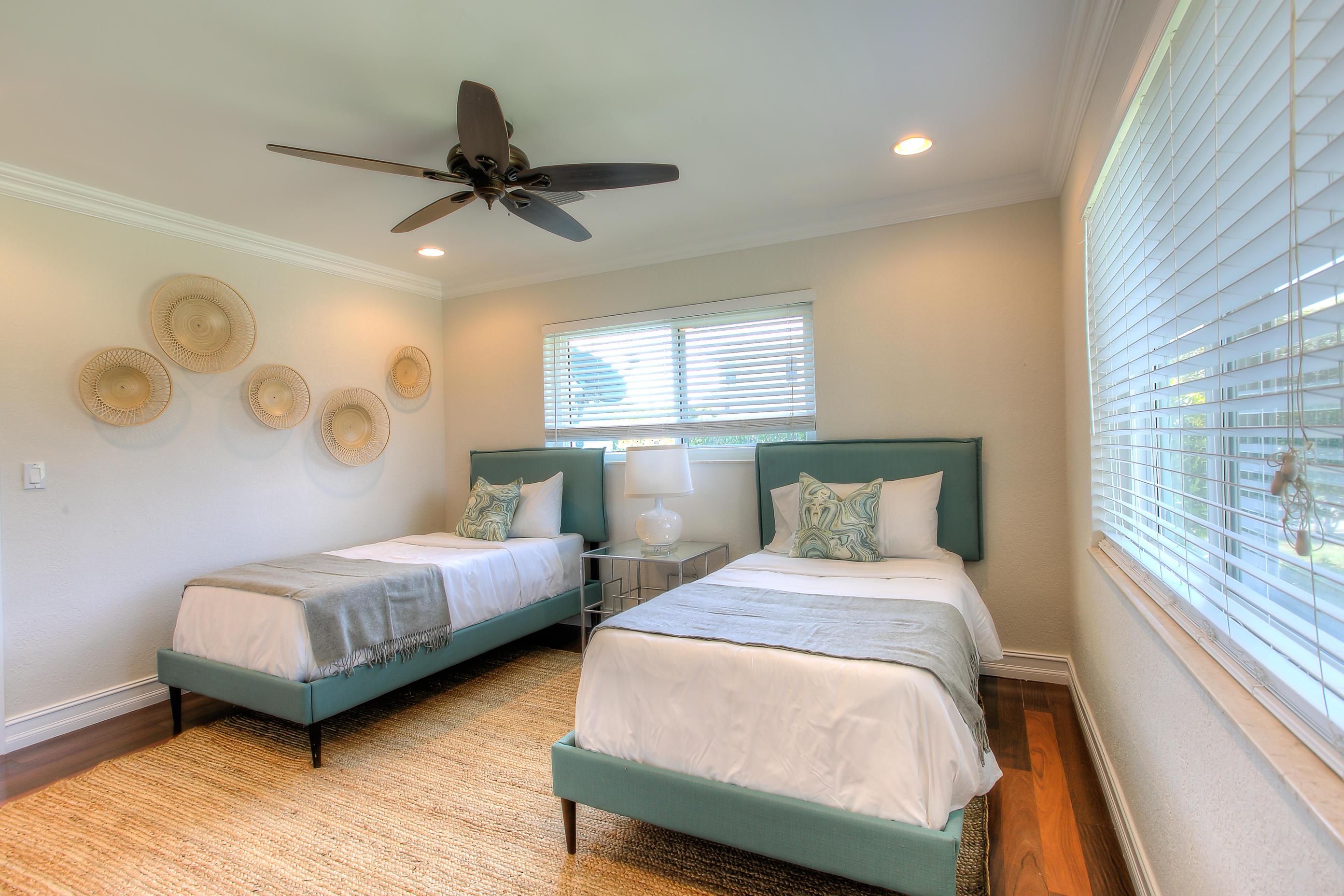 5800 Northeast 7th Avenue Boca Raton, FL 33487 - Photo 10 of 23 5800 NE 7th Ave-4