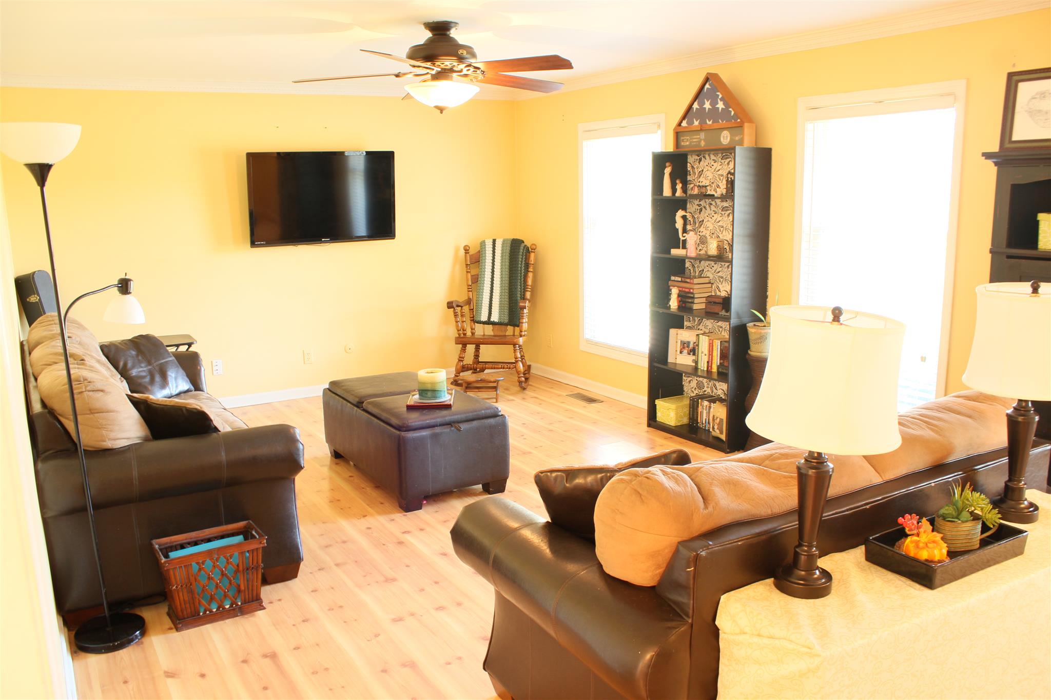 3718 Dobbin Road Springfield, TN 37172 - Photo 15 of 22 a living room with furniture and a flat screen tv