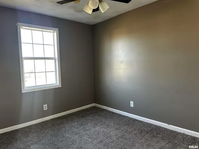 $64,900 | 1102 Bailey Lane, Benton, IL 62812