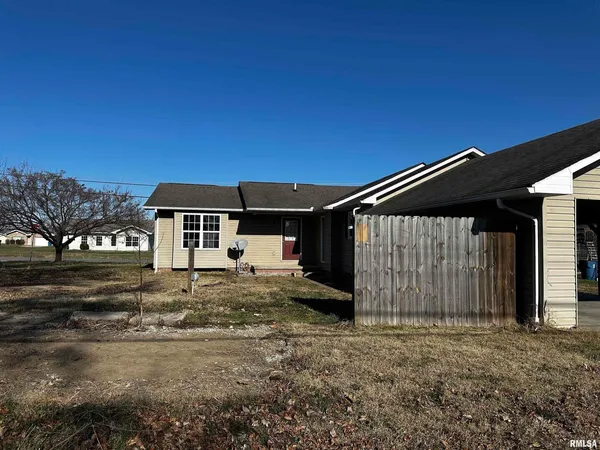 $58,000 | 1102 Bailey Lane, Benton, IL 62812