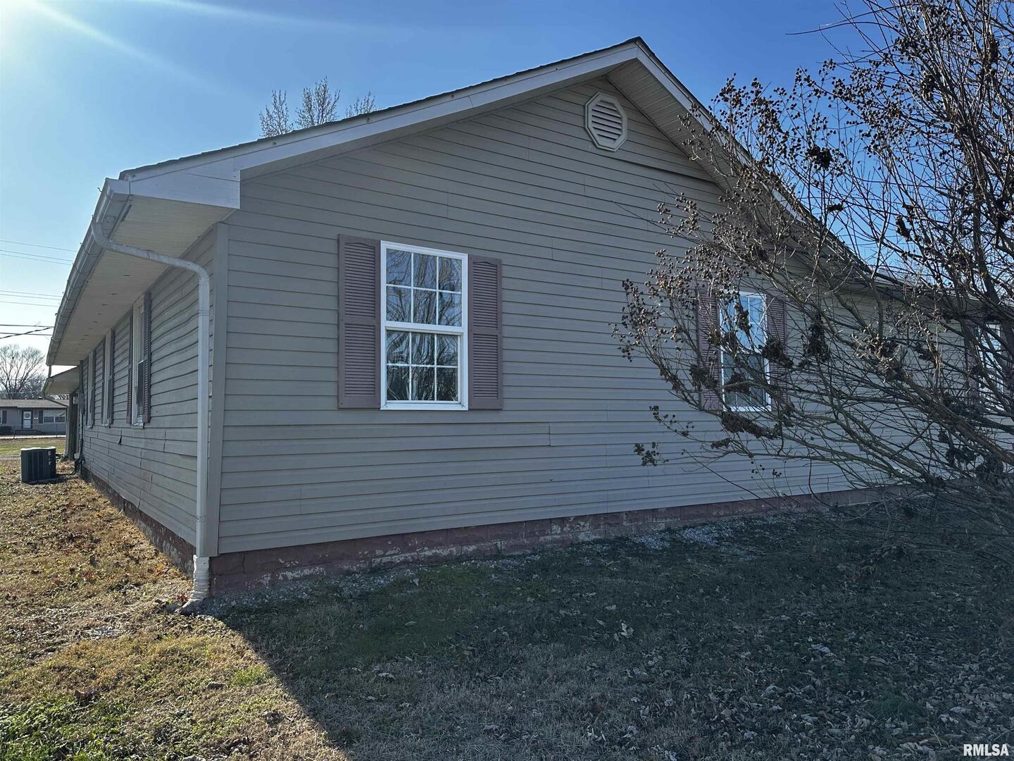 1102 Bailey Lane Benton, IL 62812 - Photo 7 of 21