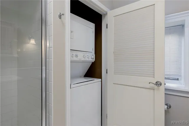 $1,850 | 414 Franklin Street, Unit 3, Buffalo, NY 14202