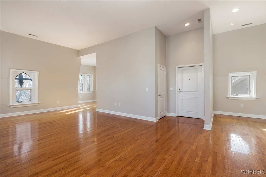 414 Franklin Street, Unit 3 Buffalo, NY 14202 - Photo 4 of 17