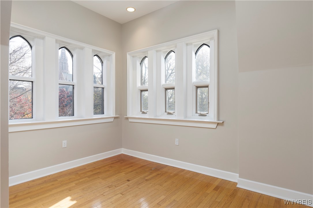 414 Franklin Street, Unit 3 Buffalo, NY 14202 - Photo 6 of 17 Possible office or 2nd bedroom