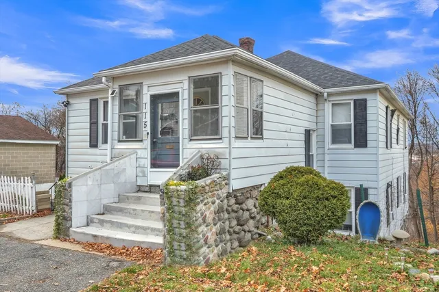 $585,000 | 115 Orient Street, Worcester, MA 01604