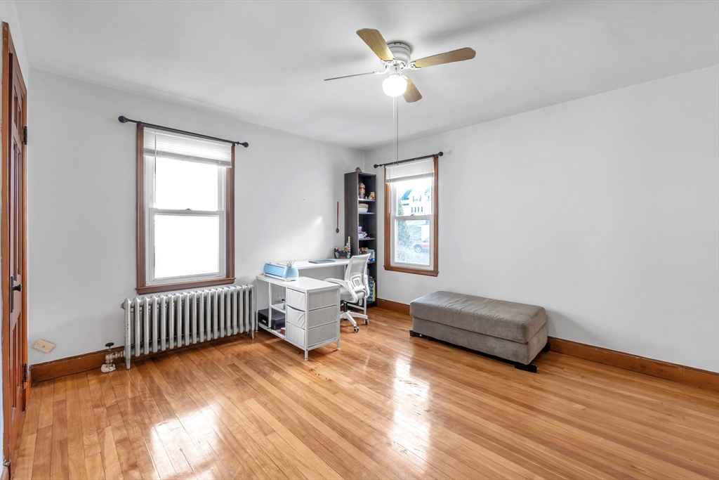 115 Orient Street Worcester, MA 01604 - Photo 14 of 27