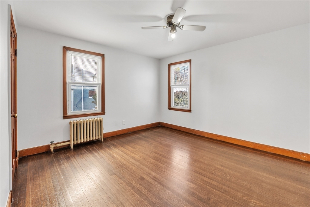 115 Orient Street Worcester, MA 01604 - Photo 17 of 27