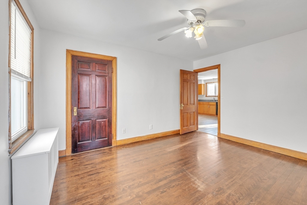 115 Orient Street Worcester, MA 01604 - Photo 20 of 27