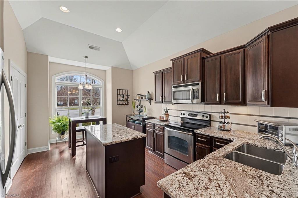 492 Crosswick Road Clemmons, NC 27012 - Photo 6 of 35