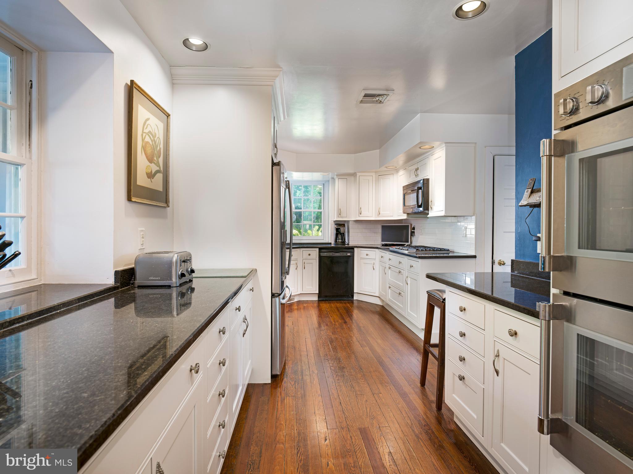 610 South Waterloo Road Devon, PA 19333 - Photo 20 of 79 Kitchen
