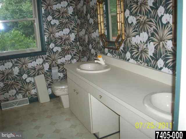 1150 Cherry Orchard Road Dover, PA 17315 - Photo 15 of 22