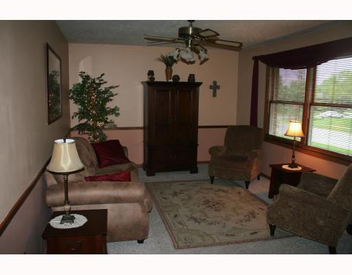 5433 Richmoor Road Springfield, OH 45503 - Photo 4 of 7
