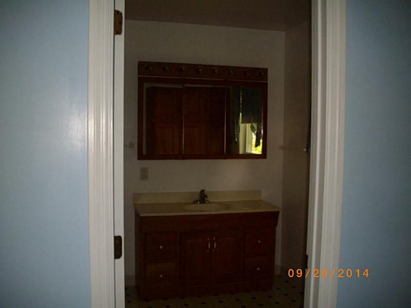 495 Amsler Ridge Road Economy, PA 15143 - Photo 21 of 24 Master Bath/Spa. View of interior of master bath.