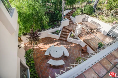 $4,698,700 | 1643 La Vista Del Oceano, Santa Barbara, CA 93109