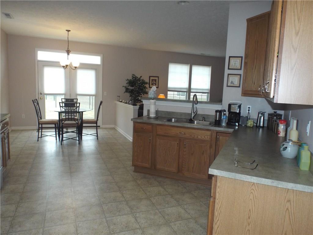 8105 Elsen Ridge Avon, IN 46123 - Photo 15 of 43 Gallery Image 15