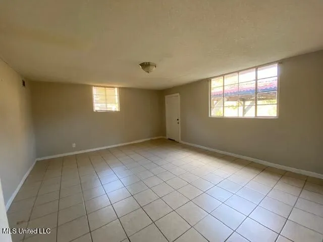 $1,050 | 1700 42nd Avenue, Gulfport, MS 39501