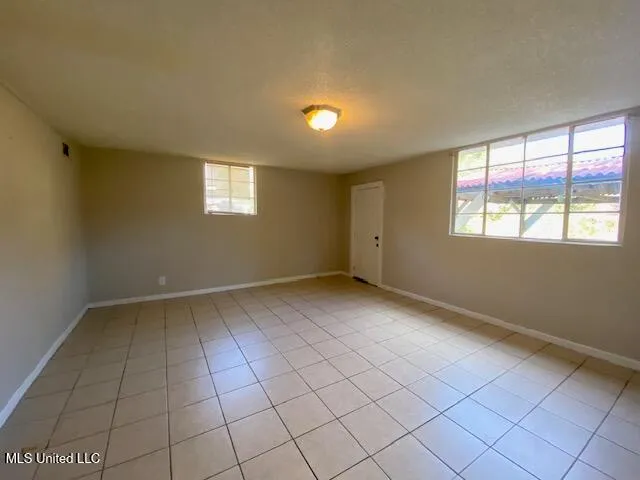 $1,050 | 1700 42nd Avenue, Gulfport, MS 39501