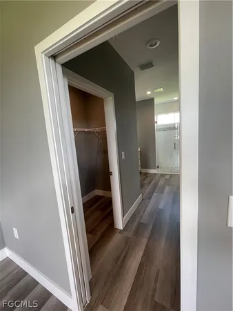 $2,400 | 610 Floyd Avenue South, Lehigh Acres, FL 33976