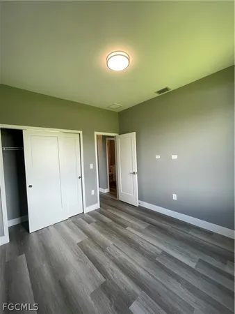 $2,400 | 610 Floyd Avenue South, Lehigh Acres, FL 33976