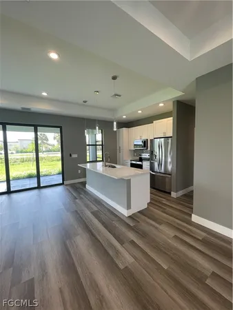 $2,400 | 610 Floyd Avenue South, Lehigh Acres, FL 33976