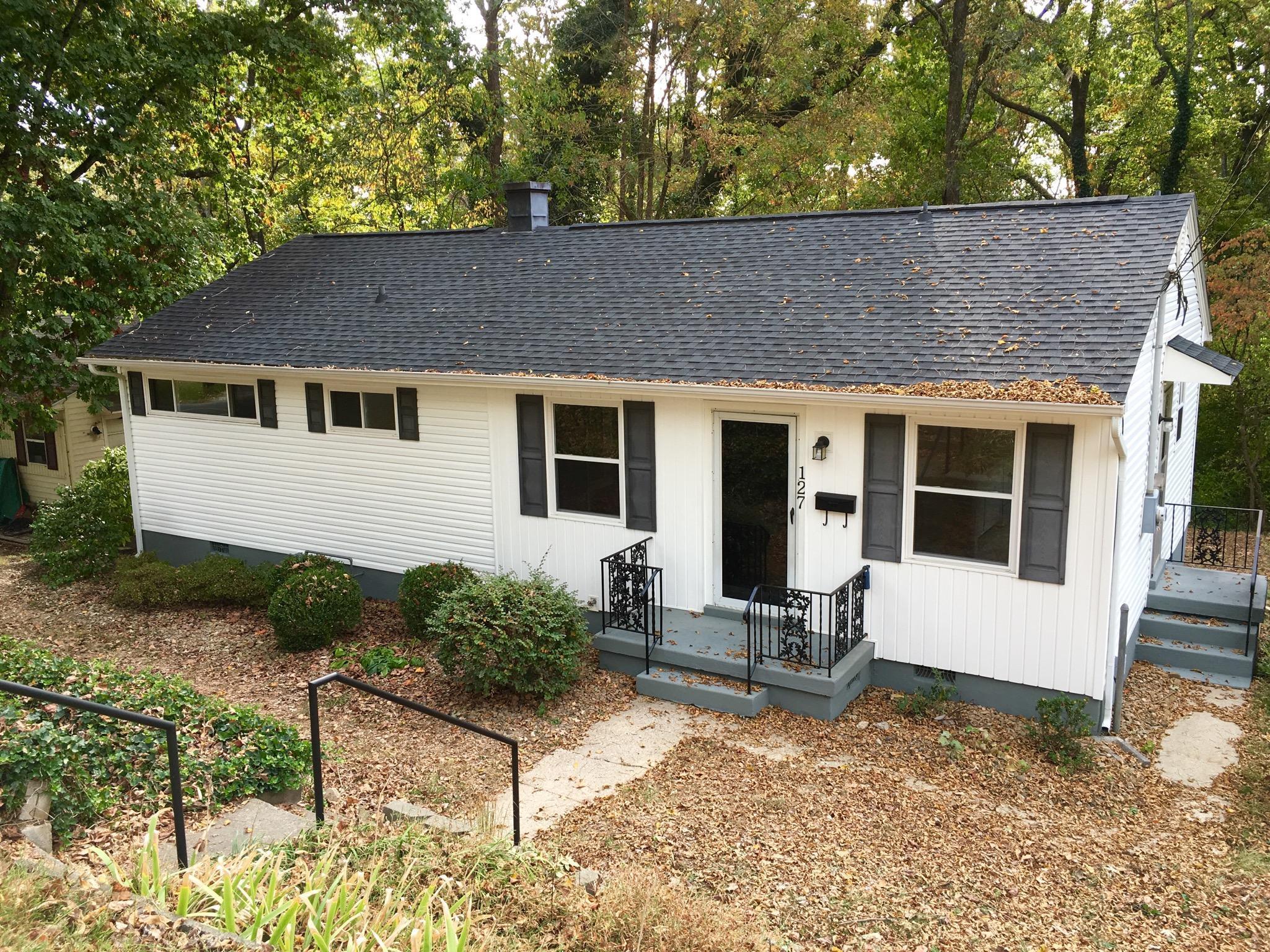 127 Amherst Lane Oak Ridge, TN 37830 - Photo 1 of 14 amherst1