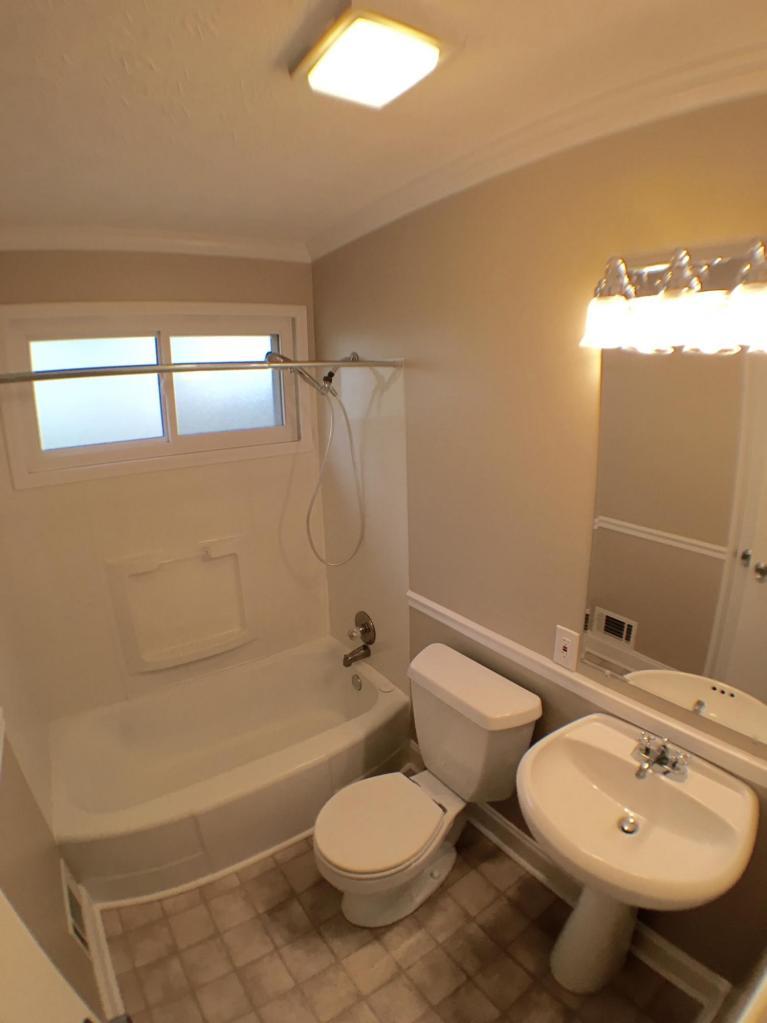 127 Amherst Lane Oak Ridge, TN 37830 - Photo 13 of 14 amherst6