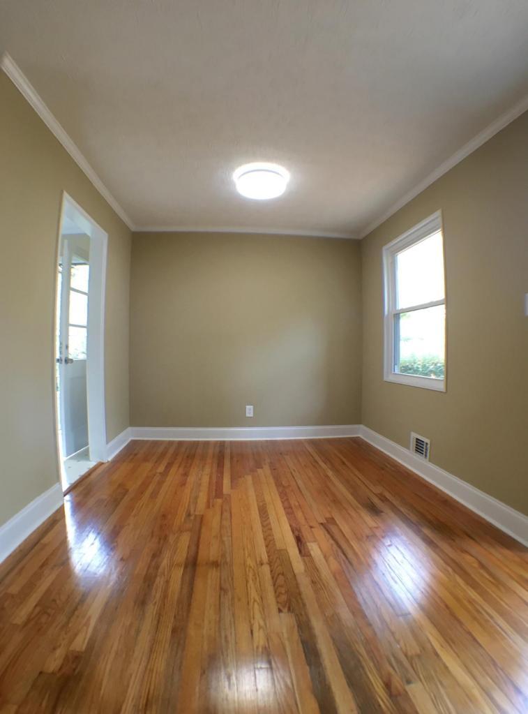 127 Amherst Lane Oak Ridge, TN 37830 - Photo 3 of 14 amherst12