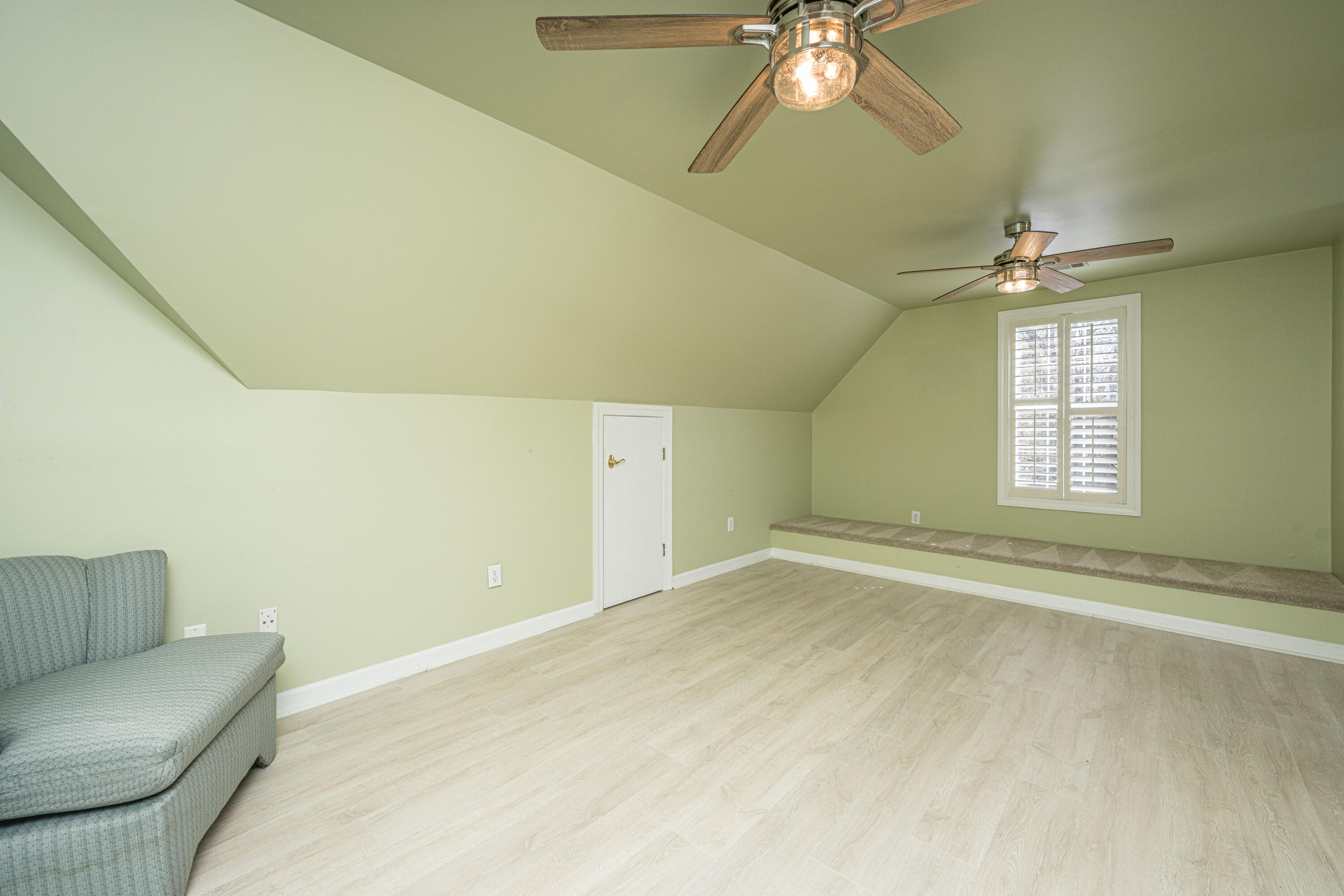 3930 Colonel Vanderhorst Circle Mount Pleasant, SC 29466 - Photo 32 of 52 3930ColVandorhorst048