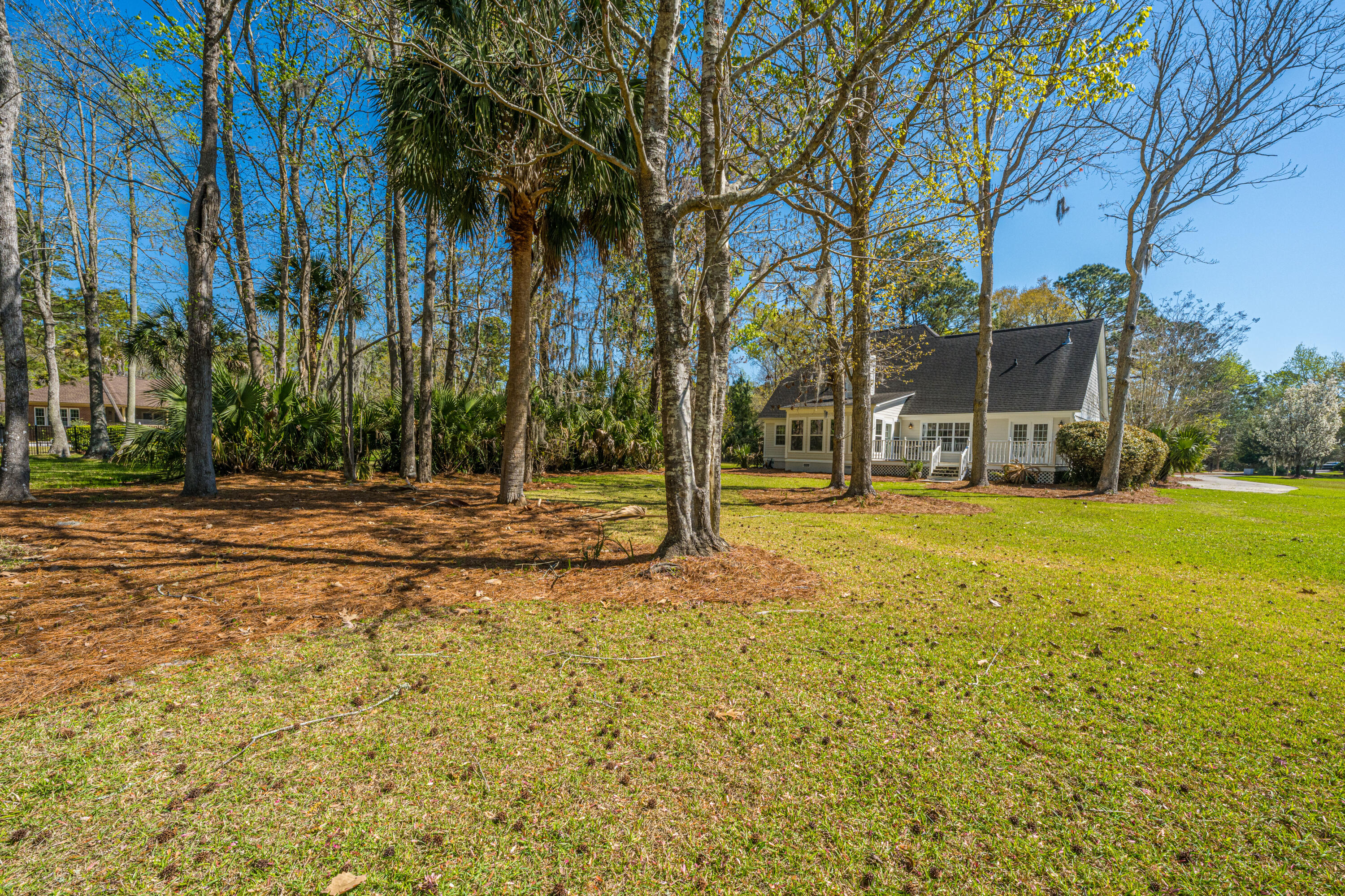 3930 Colonel Vanderhorst Circle Mount Pleasant, SC 29466 - Photo 37 of 52 3930ColVandorhorst054