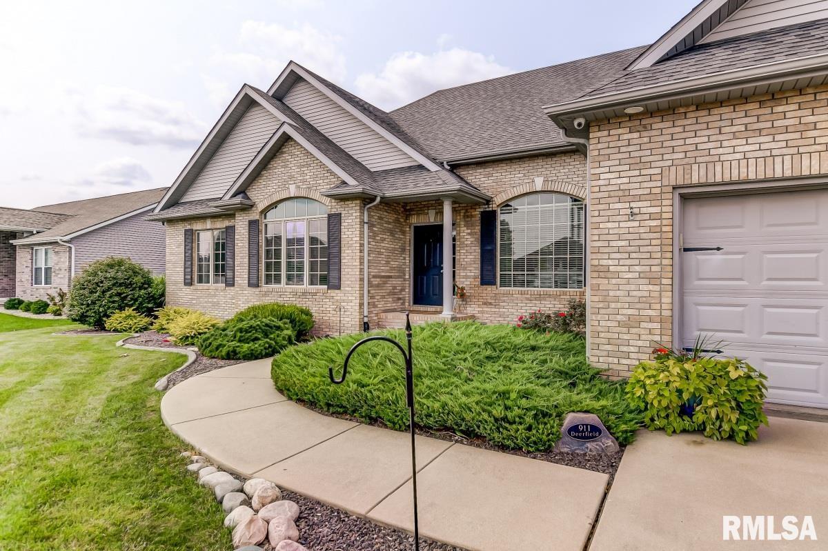 911 Deerfield Road Chatham, IL 62629 - Photo 4 of 45 Gallery Image 4