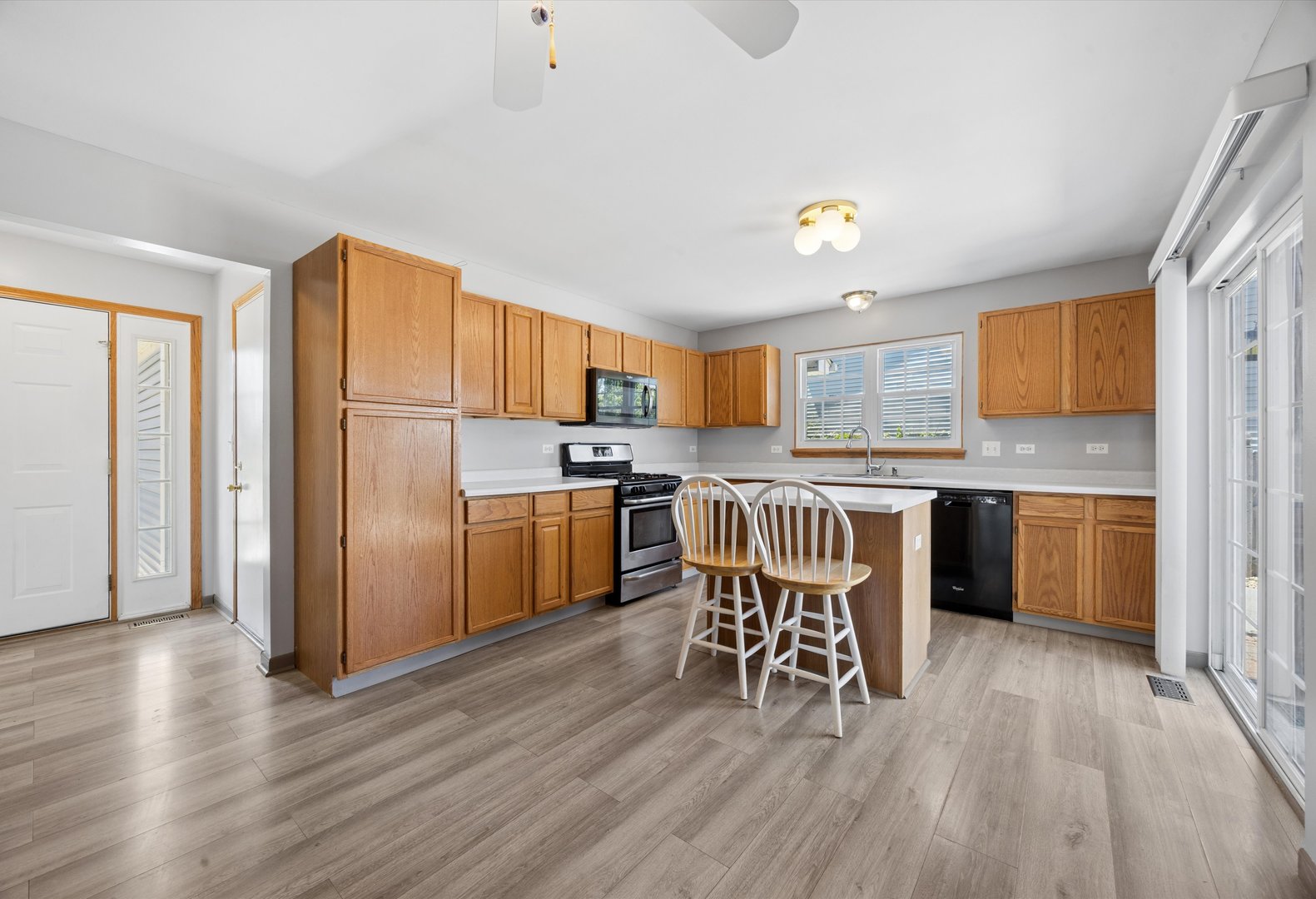1844 Kendall Ridge Boulevard Plainfield, IL 60586 - Photo 12 of 43