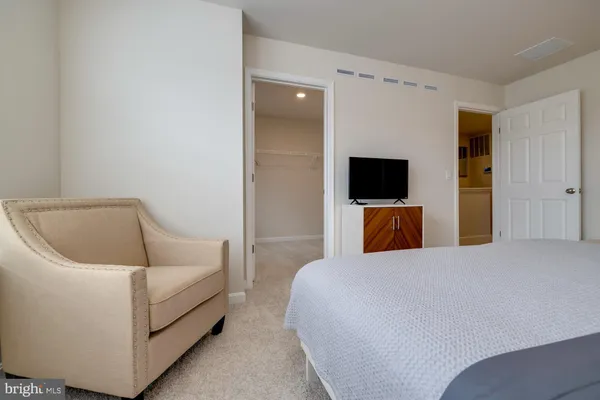 $1,775 | 262 Allison Drive, Luray, VA 22835