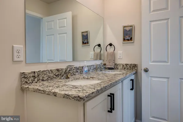 $1,775 | 262 Allison Drive, Luray, VA 22835