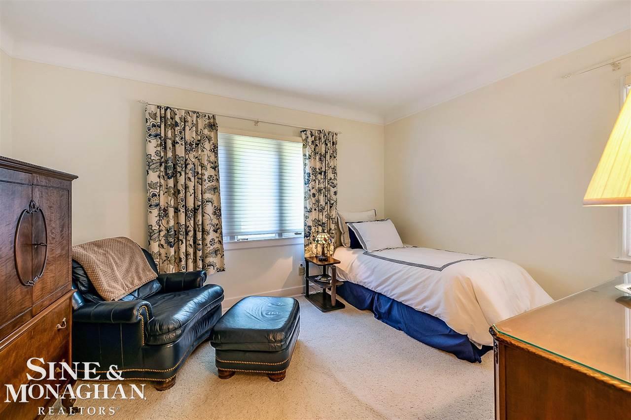 724 Lincoln Road Grosse Pointe, MI 48230 - Photo 23 of 40