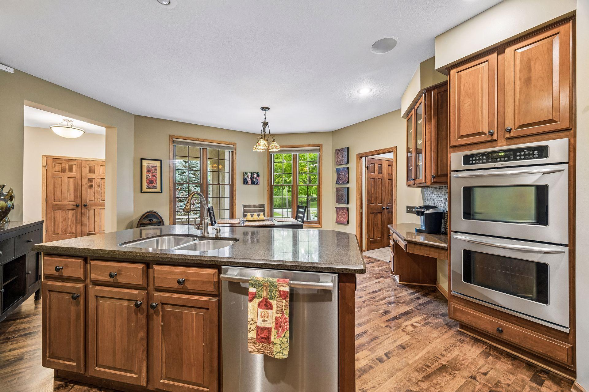 18464 Farmstead Circle Eden Prairie, MN 55347 - Photo 17 of 47