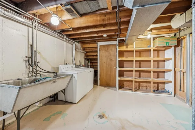 $389,900 | 11121 Martindale Drive, Westchester, IL 60154