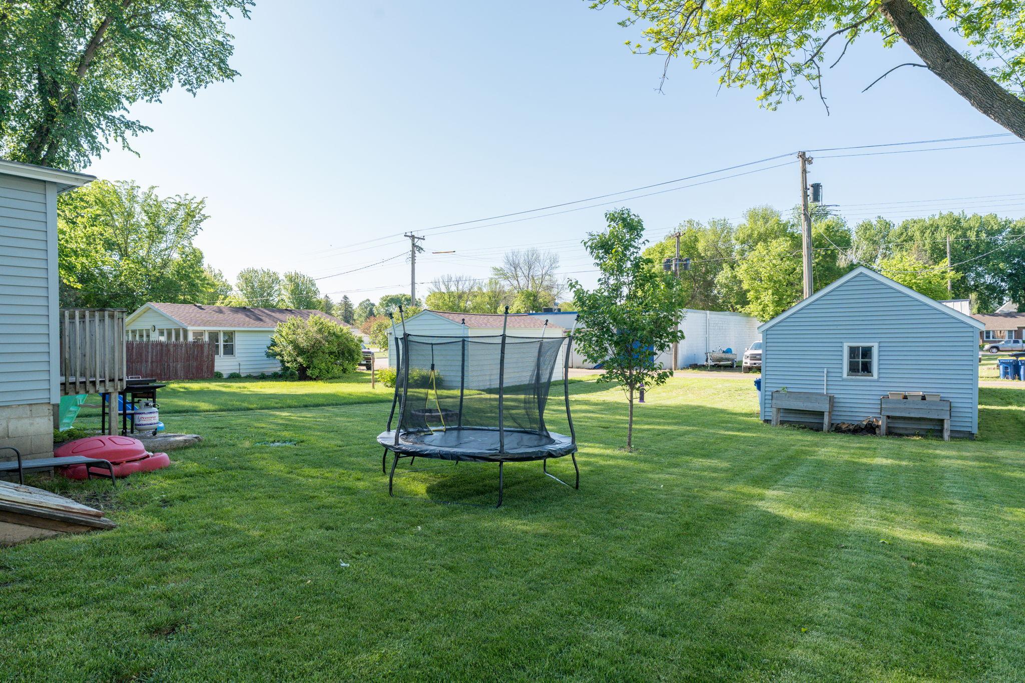 317 Walnut Street Southwest Sleepy Eye, MN 56085 - Photo 27 of 33