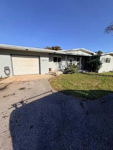 $2,000 | 1617 Lakeside Drive, DeLand, FL 32720