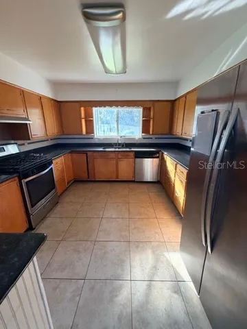 $2,000 | 1617 Lakeside Drive, DeLand, FL 32720