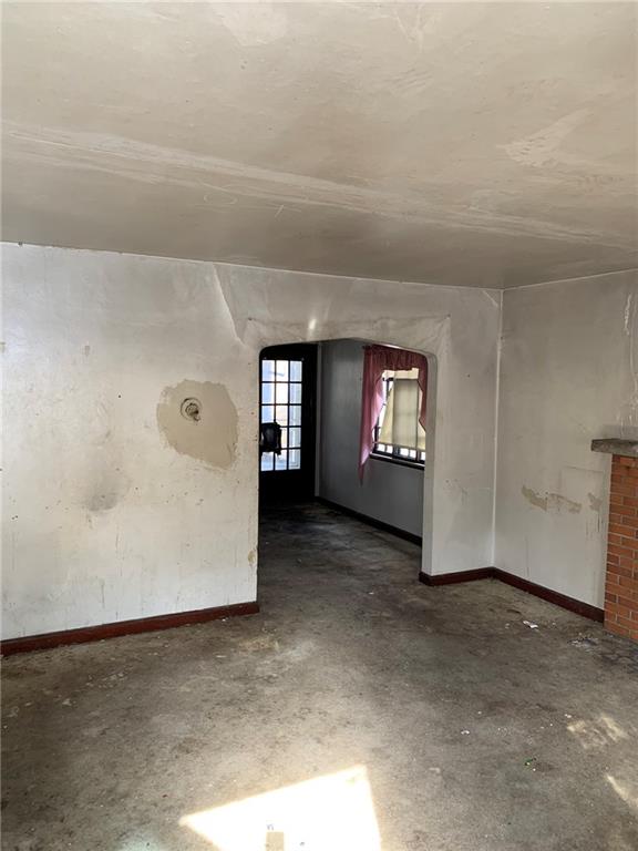 1823 Wright Street Pittsburgh, PA 15221 - Photo 4 of 25