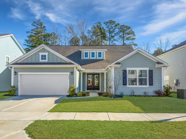 $567,800 | 404 Oak View Way, Summerville, SC 29483