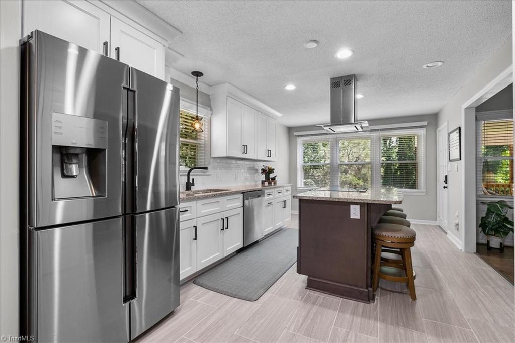 7024 Bridgewood Road Clemmons, NC 27012 - Photo 12 of 46 Kitchen