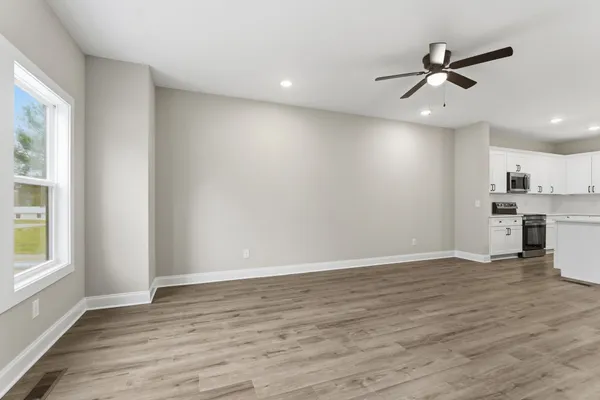 $1,500 | 263 West Spring Street, Smithville, TN 37166